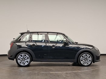 Used MINI Cooper 2025 for sale - 79612335: Photo