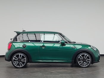 Used MINI Cooper 2023 for sale - 75595029: Photo