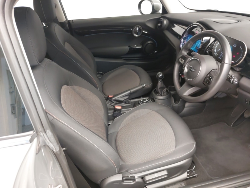 Used MINI Hatch 2022 for sale - 76408317: Photo 6