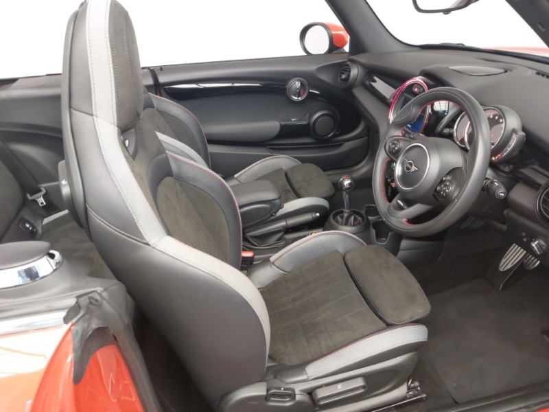 Used MINI Convertible 2020 for sale - 76974987: Photo 6