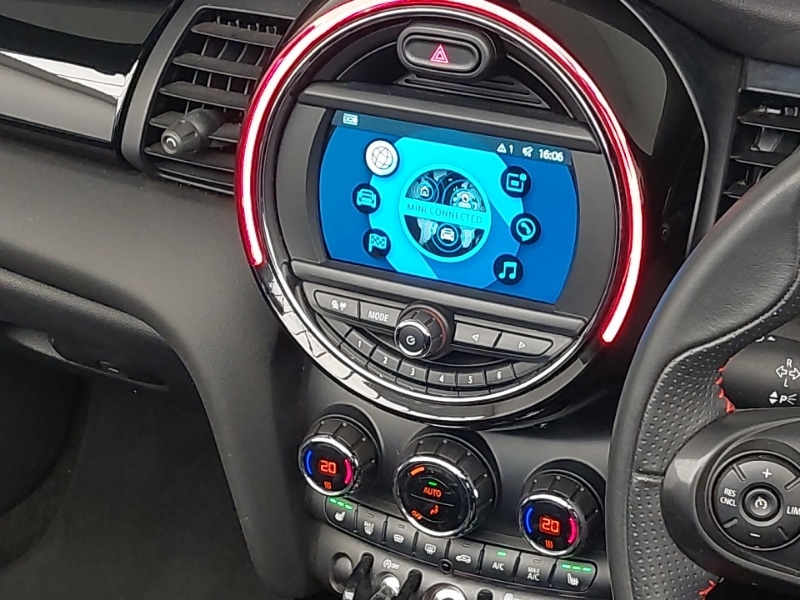 Used MINI Convertible 2020 for sale - 76974987: Photo 8