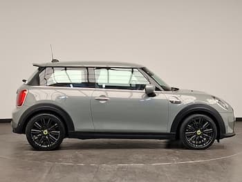 Used MINI Hatch 2022 for sale - 79773076: Photo