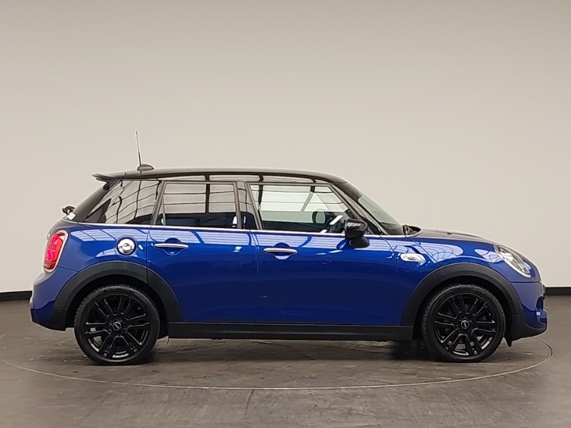 Used MINI Cooper 2020 for sale - 76160784: Photo 2