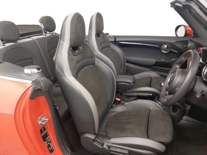 Used MINI Convertible 2020 for sale - 76238404: Photo 11