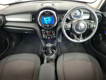 Used MINI Cooper 2019 for sale - 79070481: Photo