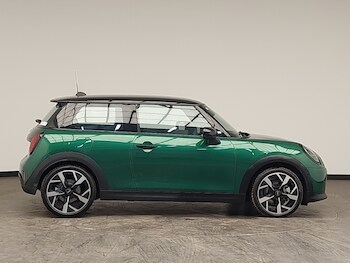 Used MINI Cooper 2025 for sale - 77265276: Photo