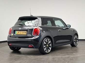 Used MINI Hatch 2022 for sale - 78957300: Photo