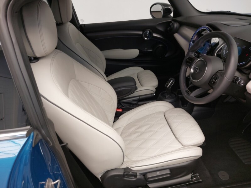 Used MINI Hatch 2022 for sale - 77987860: Photo 6