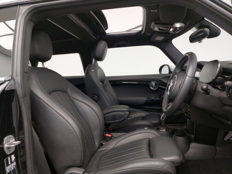 Used MINI Hatch 2022 for sale - 77580184: Photo 11