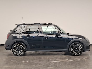 Used MINI Cooper 2025 for sale - 79247249: Photo