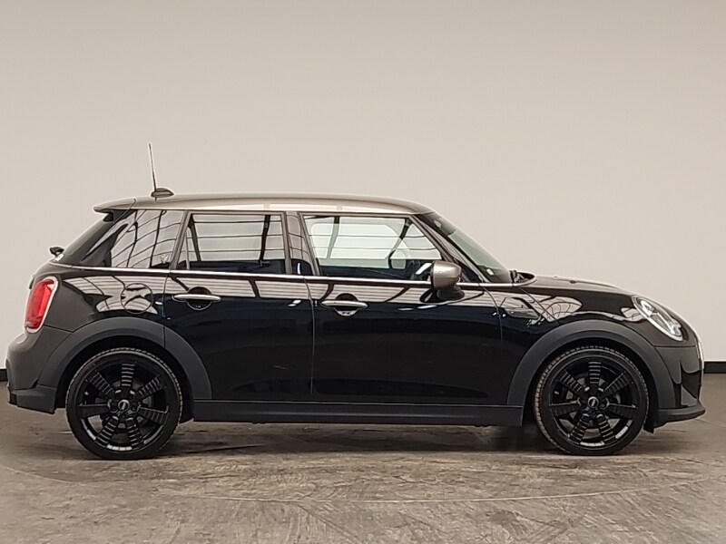 Used MINI Hatch 2022 for sale - 77197574: Photo 2