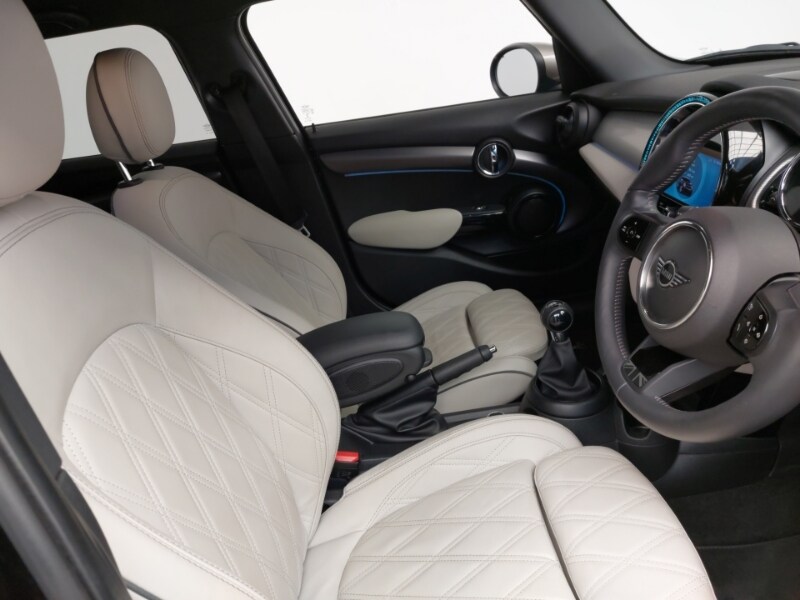 Used MINI Hatch 2022 for sale - 77197574: Photo 6