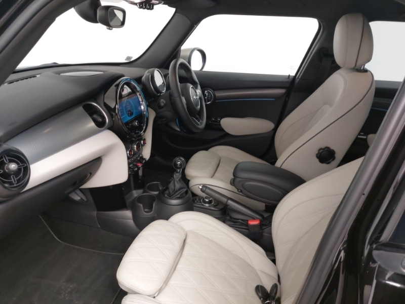 Used MINI Hatch 2022 for sale - 77197574: Photo 7