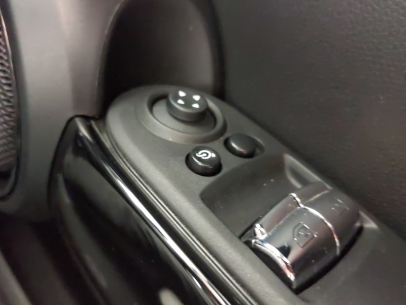 Used MINI Hatch 2023 for sale - 77689932: Photo 17