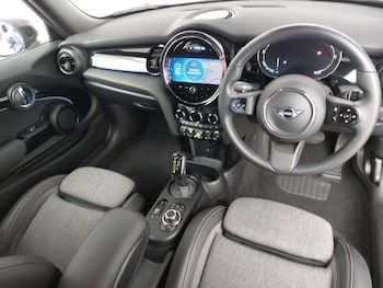 Used MINI Cooper 2023 for sale - 77689932: Photo