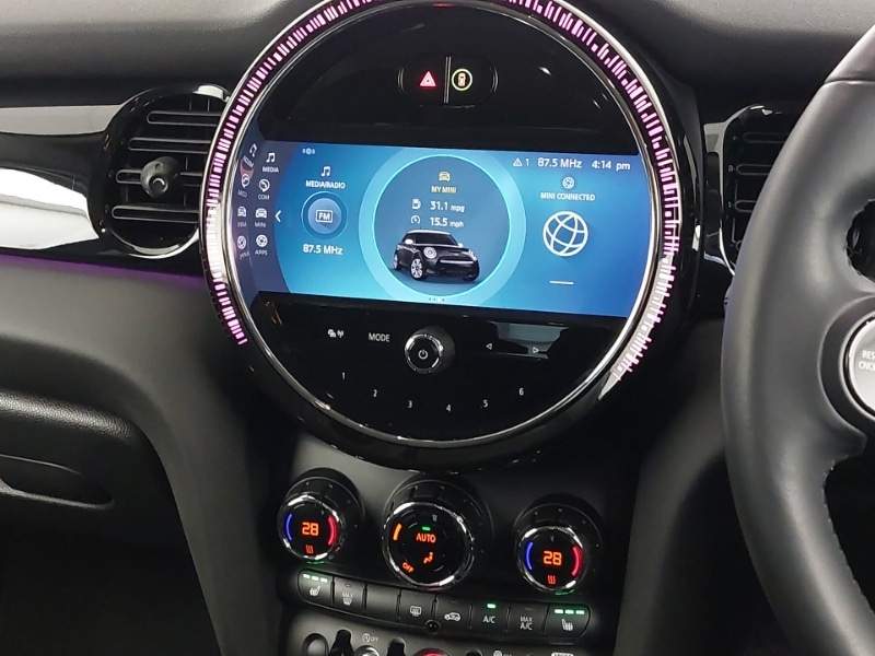 Used MINI Hatch 2023 for sale - 77130079: Photo 8