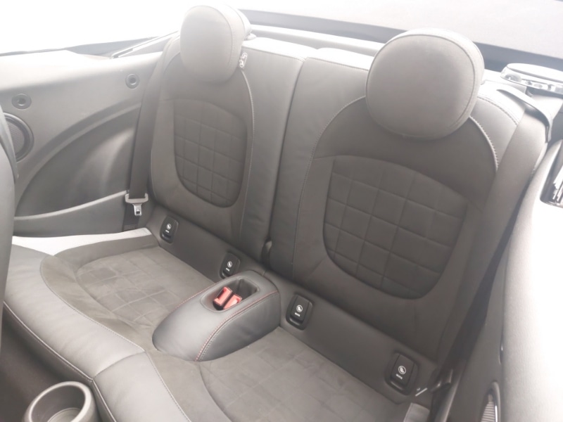 Used MINI Convertible 2023 for sale - 76970642: Photo 12