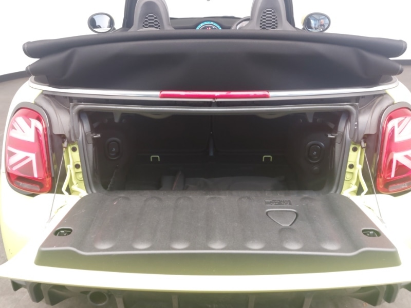 Used MINI Convertible 2023 for sale - 76970642: Photo 13