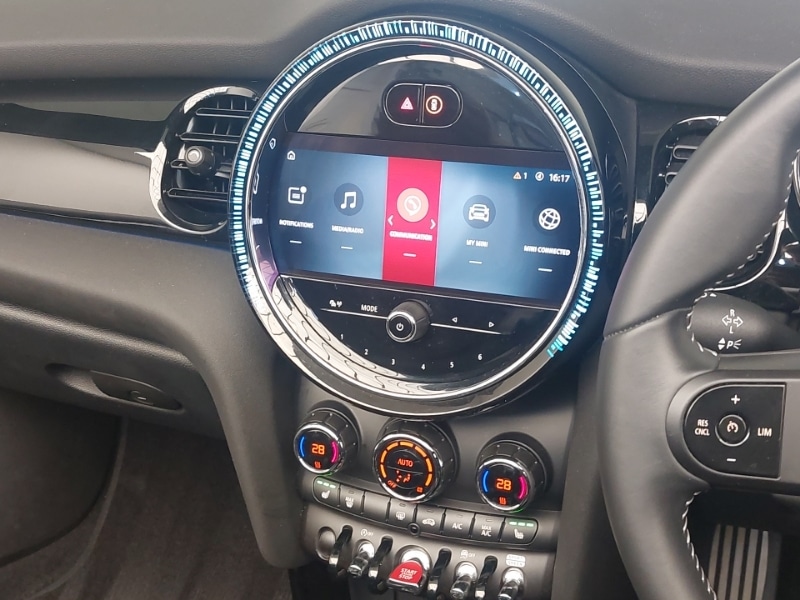 Used MINI Convertible 2023 for sale - 76970642: Photo 8