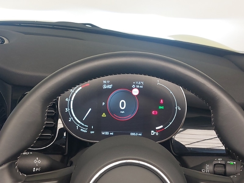 Used MINI Convertible 2023 for sale - 76970642: Photo 9