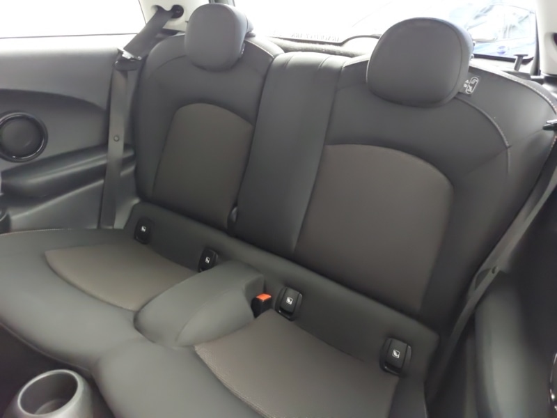 Used MINI Hatch 2021 for sale - 77304409: Photo 12