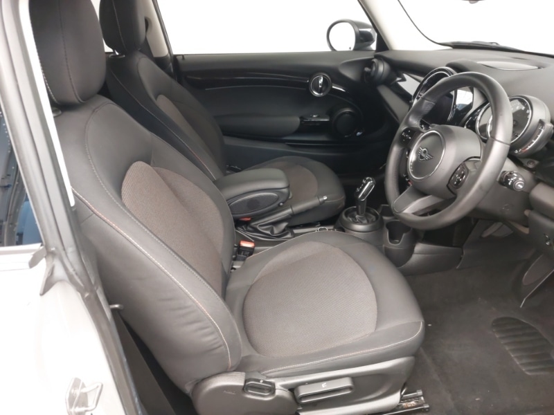 Used MINI Hatch 2021 for sale - 77304409: Photo 6