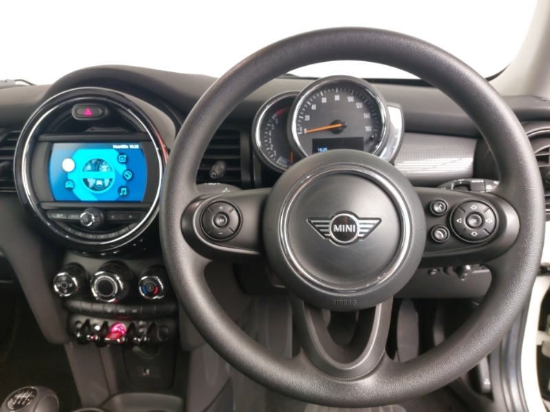 Used MINI Hatch 2020 for sale - 77424411: Photo 5