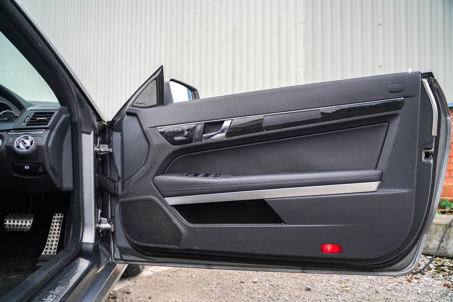 Used Mercedes-Benz E Class 2011 for sale - 76275928: Photo 11