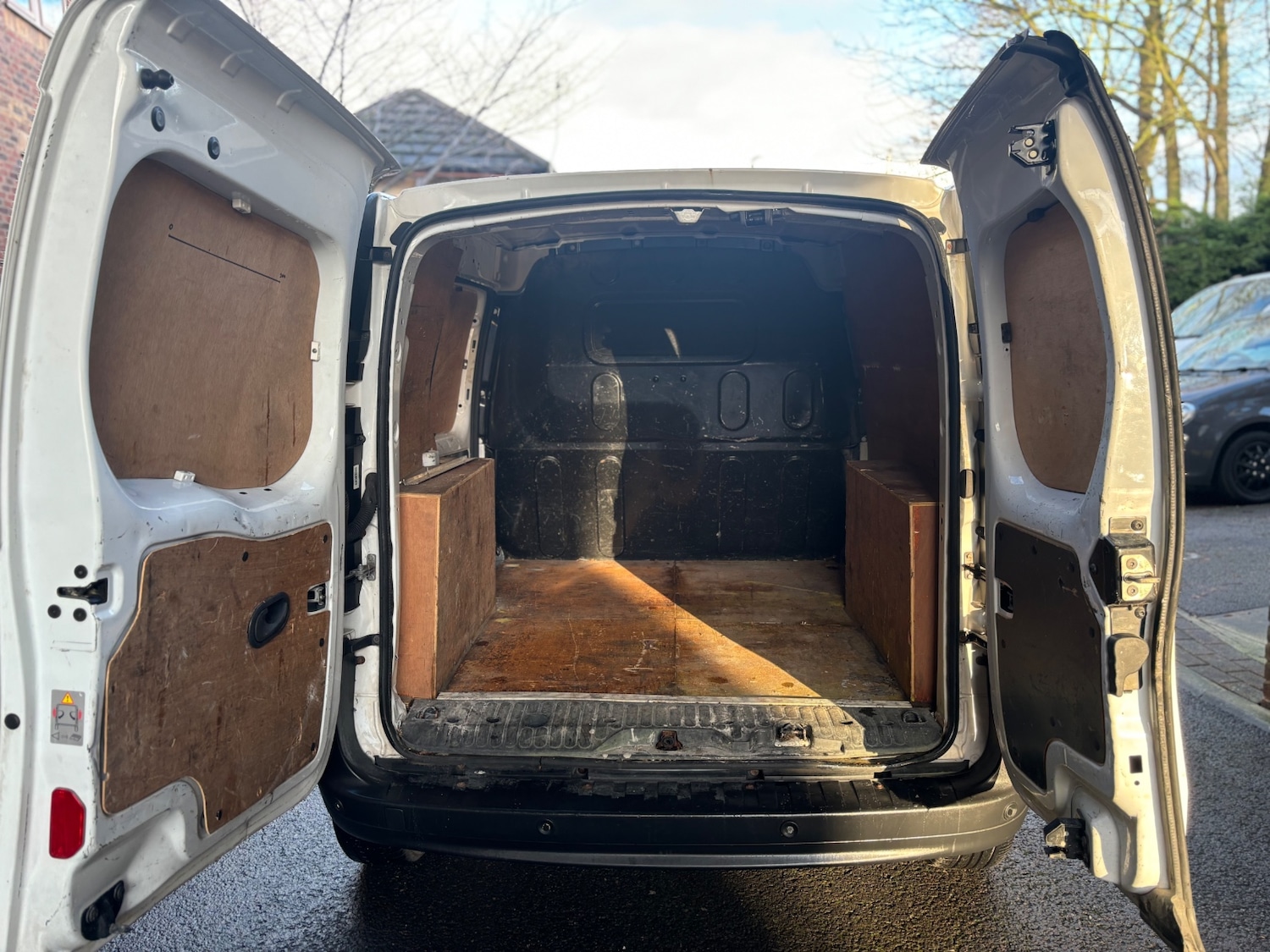 Used Renault Kangoo 2014 for sale - 76862035: Photo 8