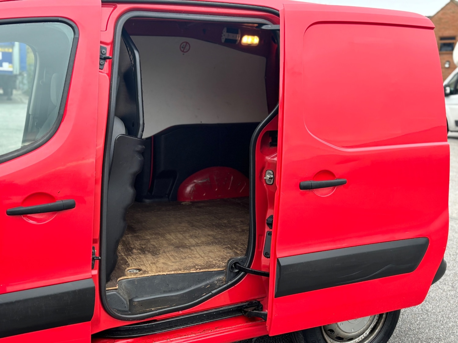 Used Peugeot Partner 2012 for sale - 76414977: Photo 11