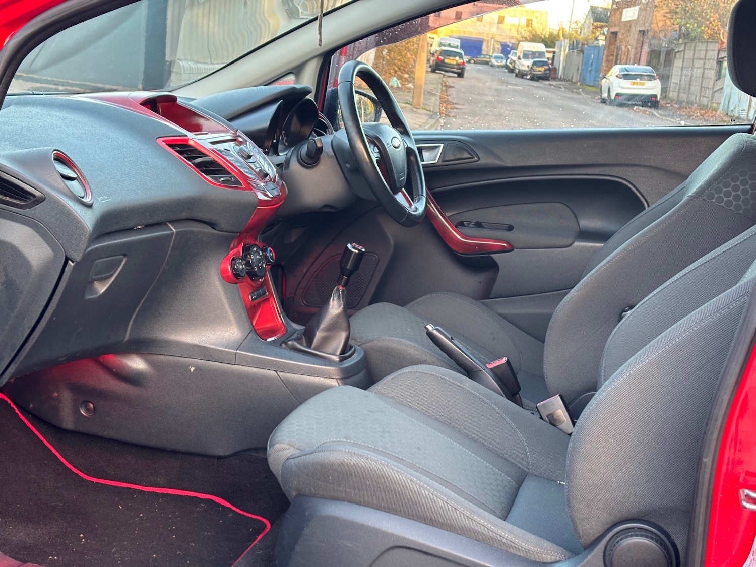 Used Ford Fiesta 2012 for sale - 76589945: Photo 11