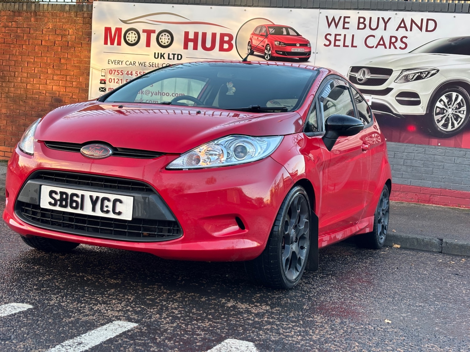 Used Ford Fiesta 2012 for sale - 76589945: Photo 2