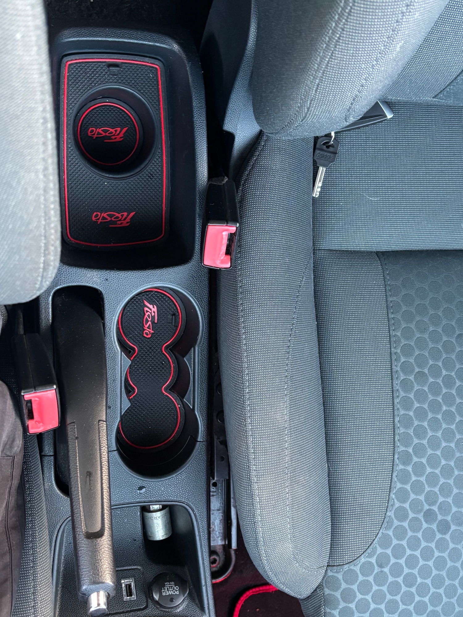 Used Ford Fiesta 2012 for sale - 76589945: Photo 8