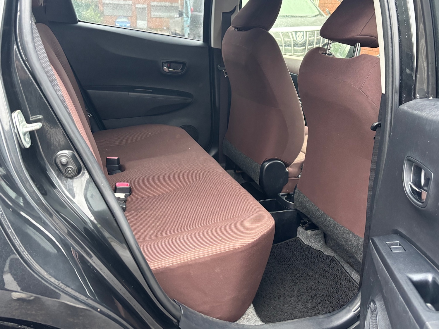 Used Toyota Vitz 2014 for sale - 76589746: Photo 11