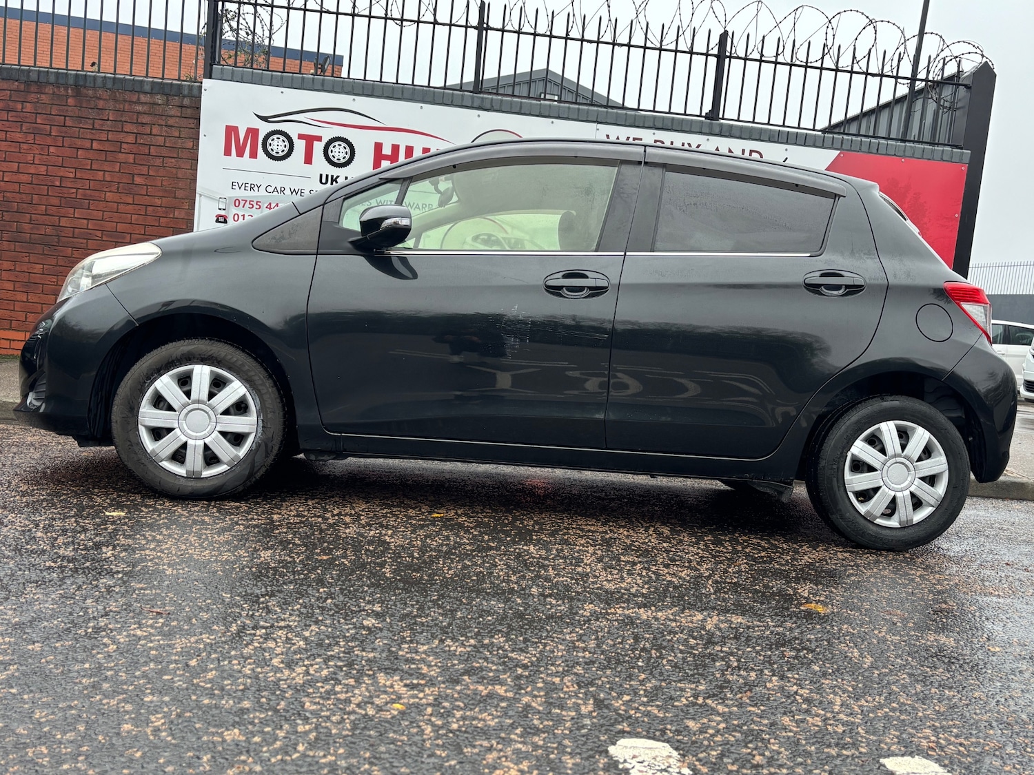 Used Toyota Vitz 2014 for sale - 76589746: Photo 19