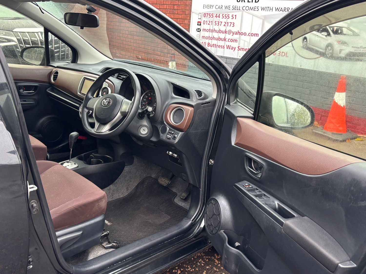 Used Toyota Vitz 2014 for sale - 76589746: Photo 7