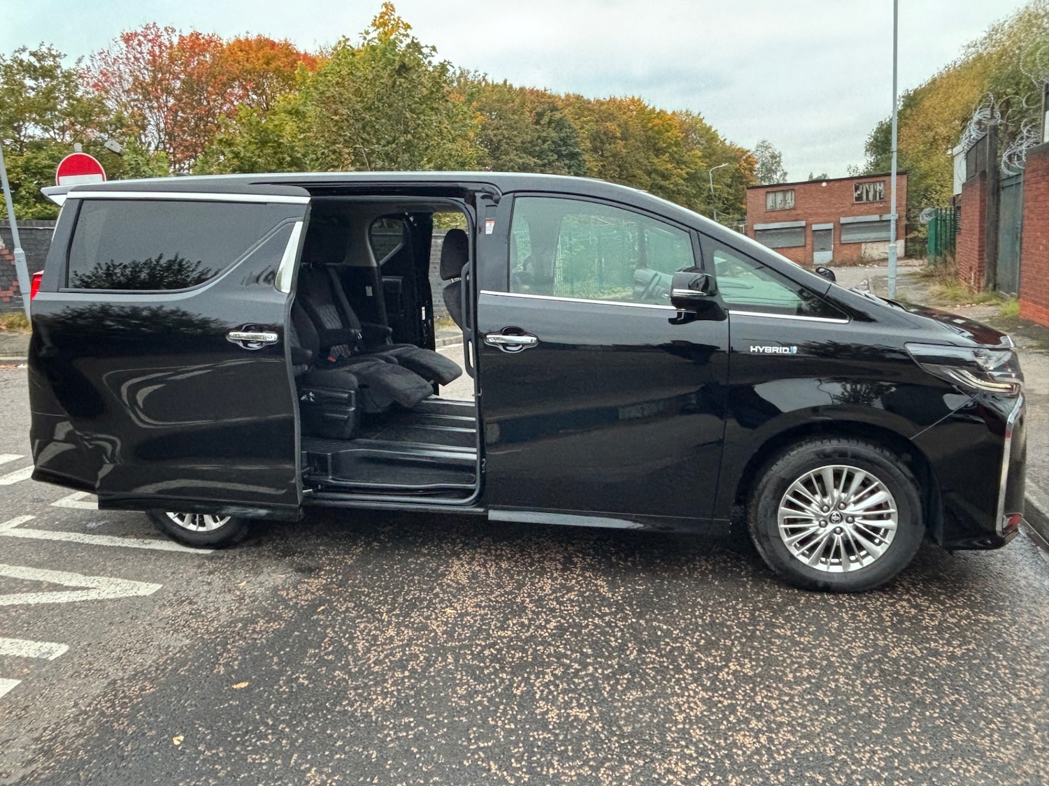 Used Toyota Alphard 2025 for sale - 77240731: Photo 14