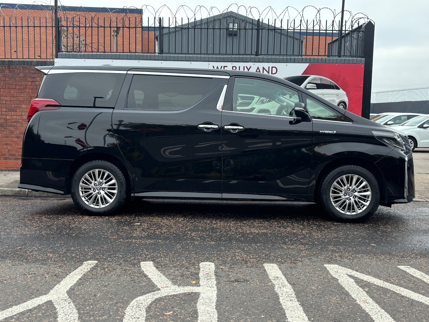 Used Toyota Alphard 2025 for sale - 77240731: Photo 33