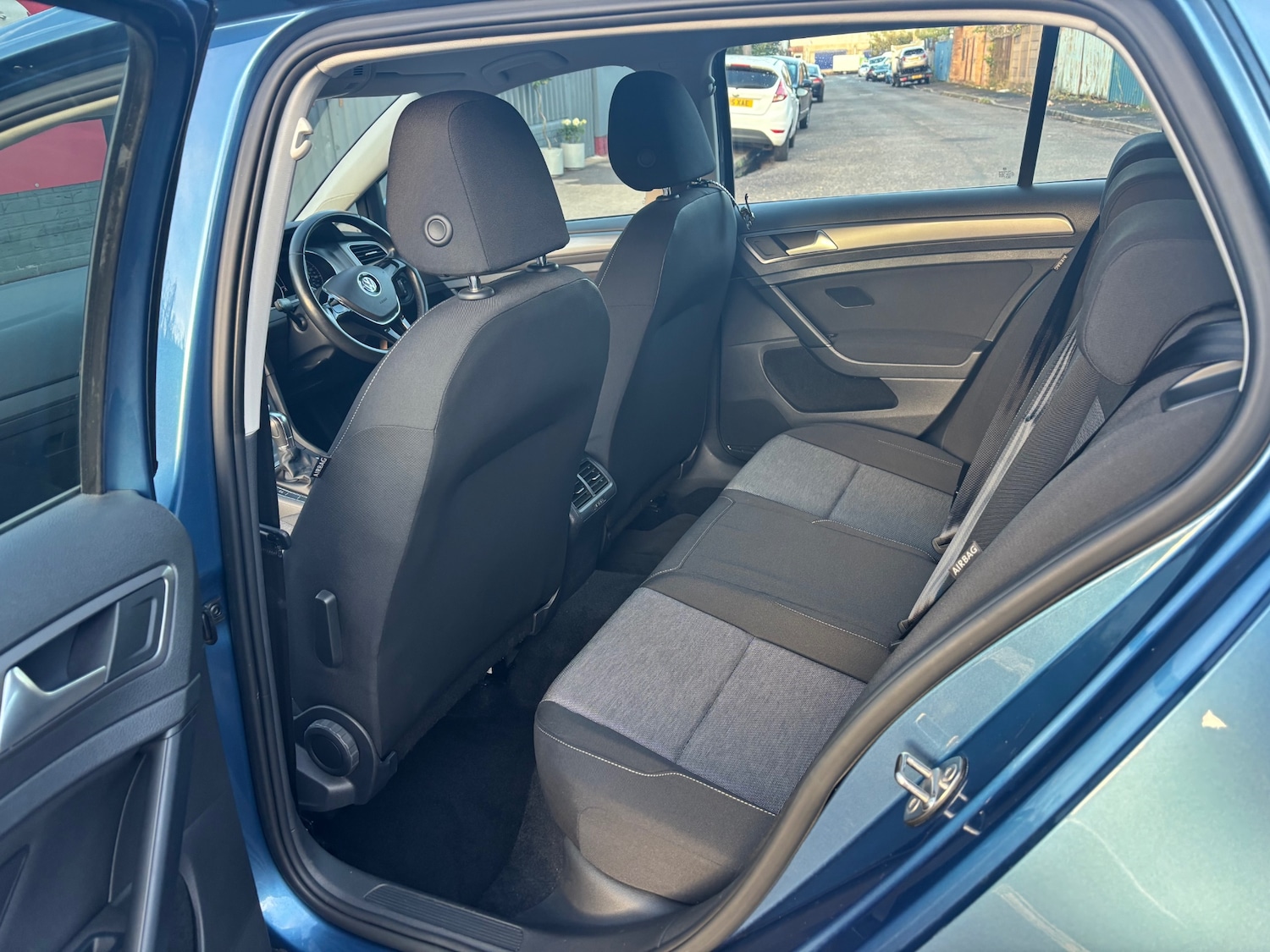 Used Volkswagen Golf for sale - 76196288: Photo 9