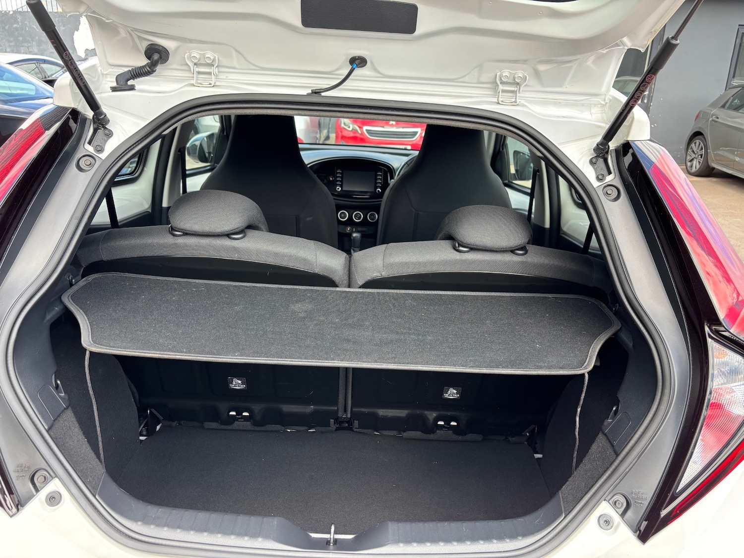 Vehicle 21
