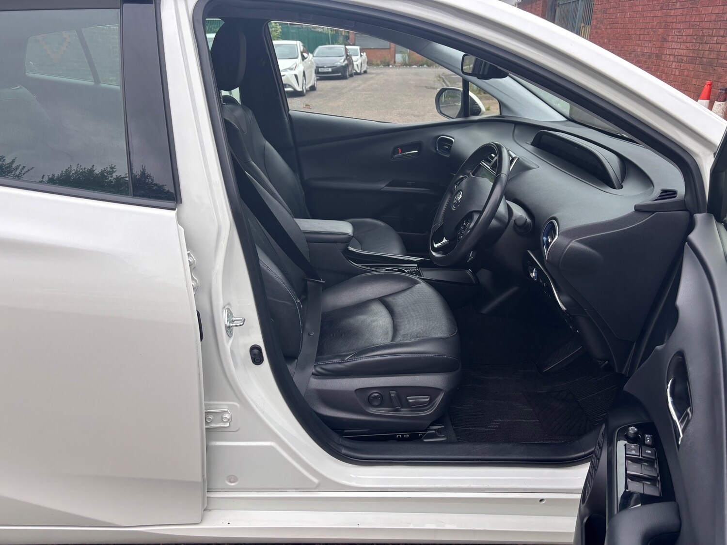 Used Toyota Prius 2025 for sale - 75713214: Photo 15