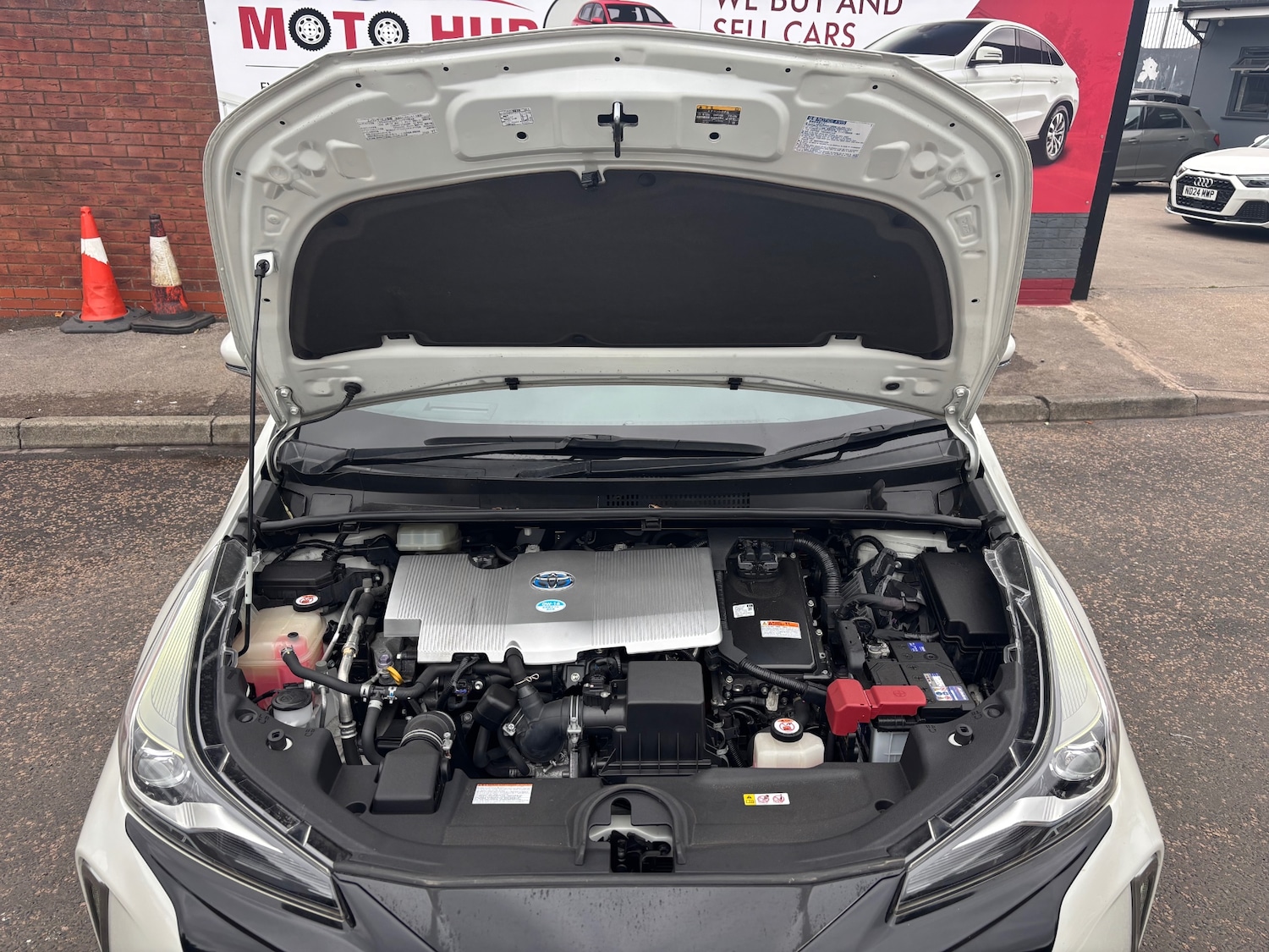 Used Toyota Prius 2025 for sale - 75713214: Photo 6