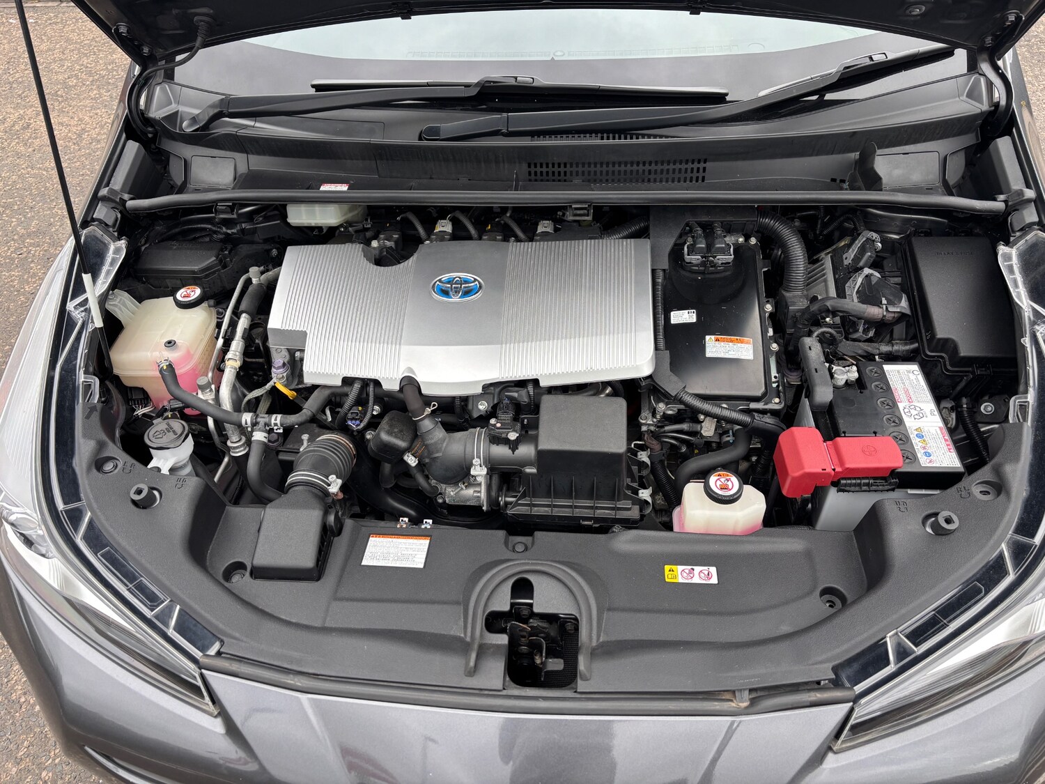 Used Toyota Prius 2025 for sale - 75713198: Photo 4