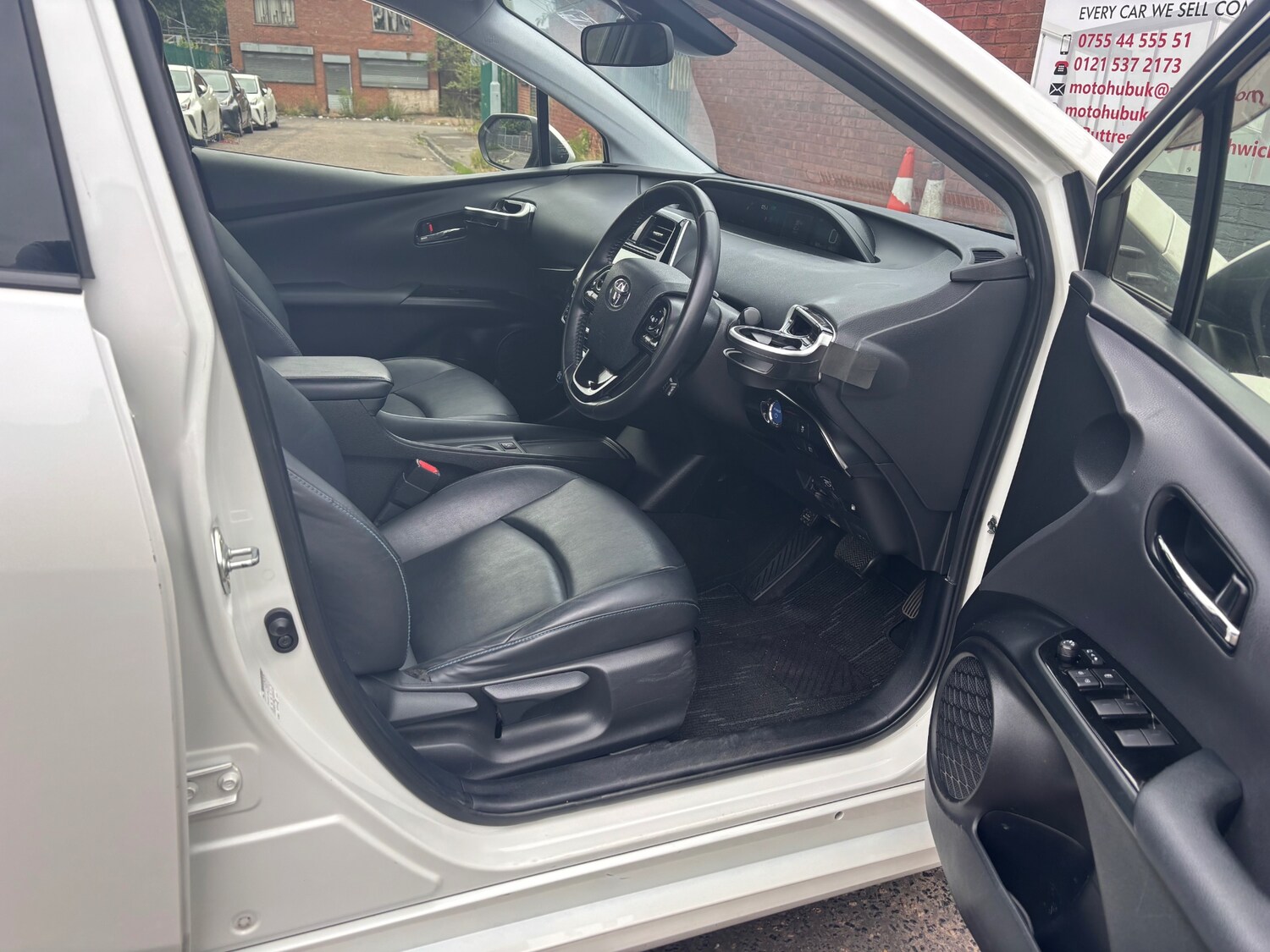 Used Toyota Prius 2025 for sale - 75713220: Photo 11