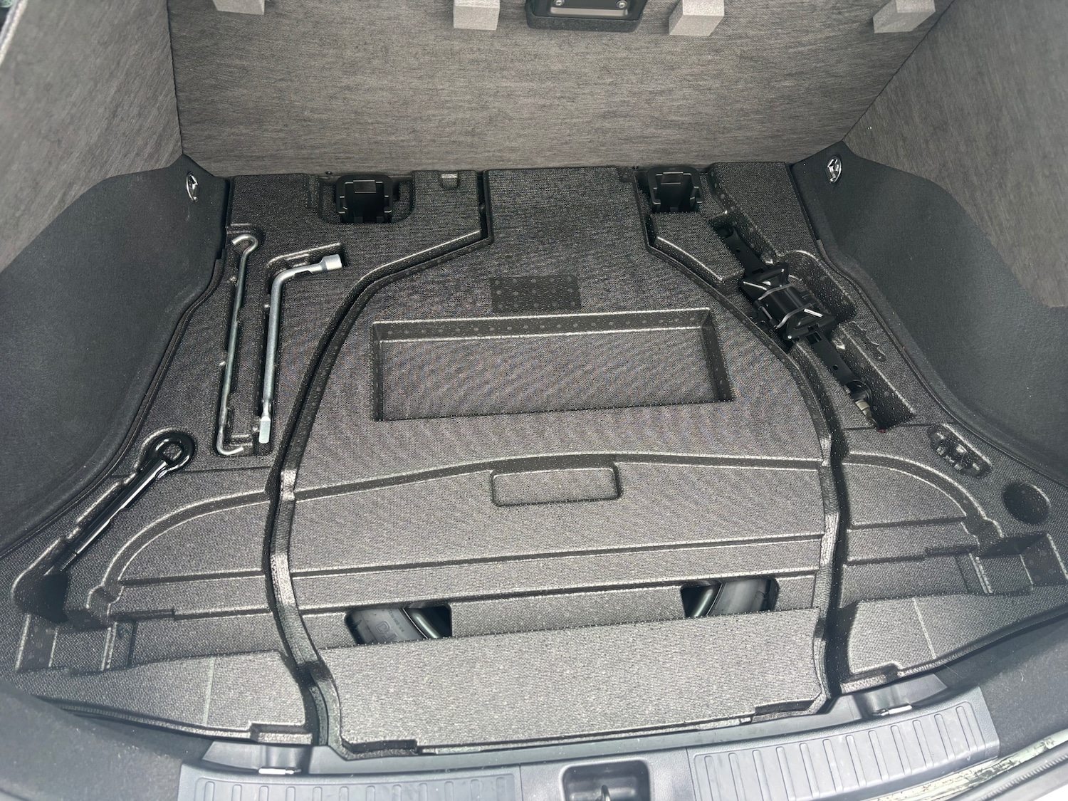 Used Toyota Prius 2025 for sale - 75713220: Photo 12