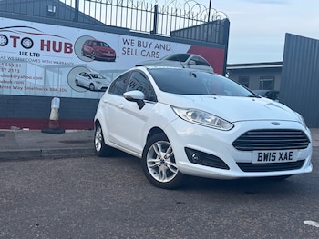 Used Ford Fiesta 2015 for sale - 76196384: Photo