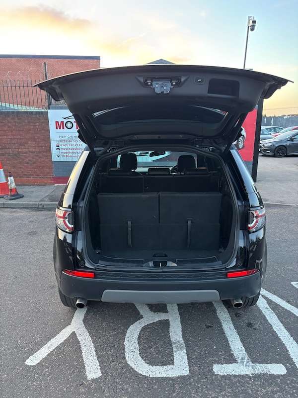 Used Land Rover Discovery Sport 2018 for sale - 75208321: Photo 11