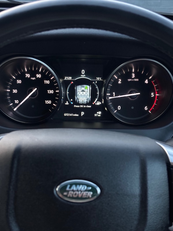 Used Land Rover Discovery Sport 2018 for sale - 75208321: Photo 22