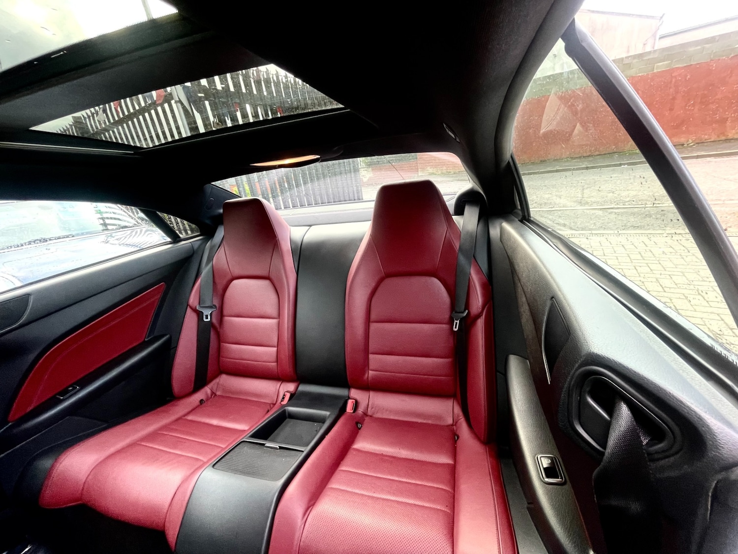 Used Mercedes-Benz E Class 2014 for sale - 76969444: Photo 7