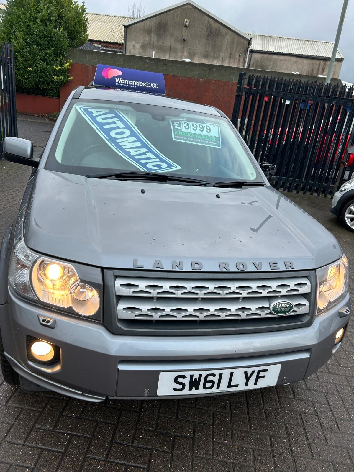 Used Land Rover Freelander 2011 for sale - 76881640: Photo 2